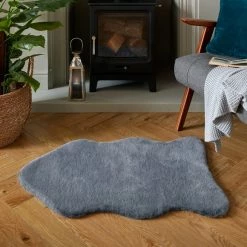 Dunelm Supersoft Single Pelt Faux Fur Rug 12 Dunelm Supersoft Single Pelt Faux Fur Rug -Hot Sale rugs Shop 1000136409 alt04