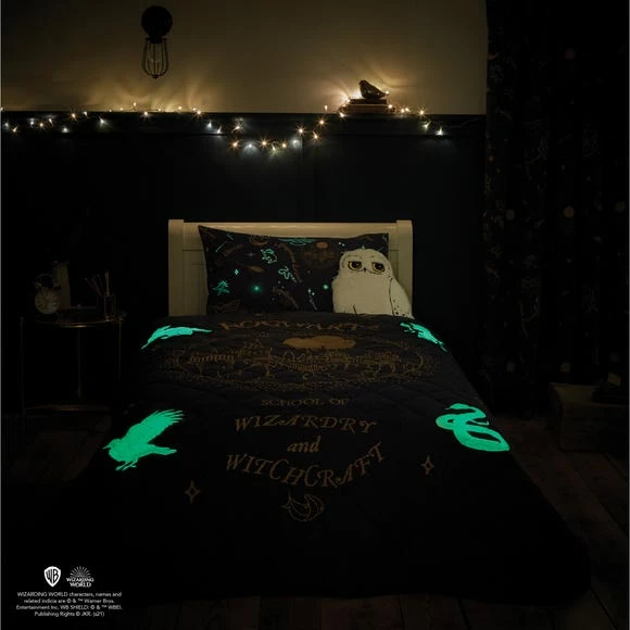 Harry Potter Hogwarts Glow In The Dark Bedspread 6 Harry Potter Hogwarts Glow In The Dark Bedspread - Image 4